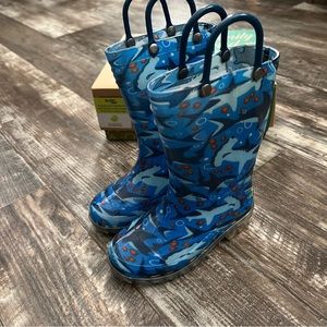 Toddler Size 8 Ligjt Up Rainboots